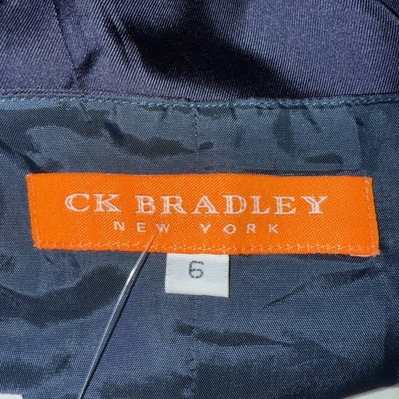 Chic CK Bradley Navy Halter Top with Unique Neckline - Picture 5 of 7